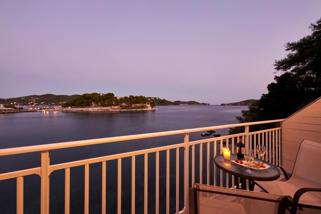The Water Aparthotel Skiathos Town Bagian luar foto