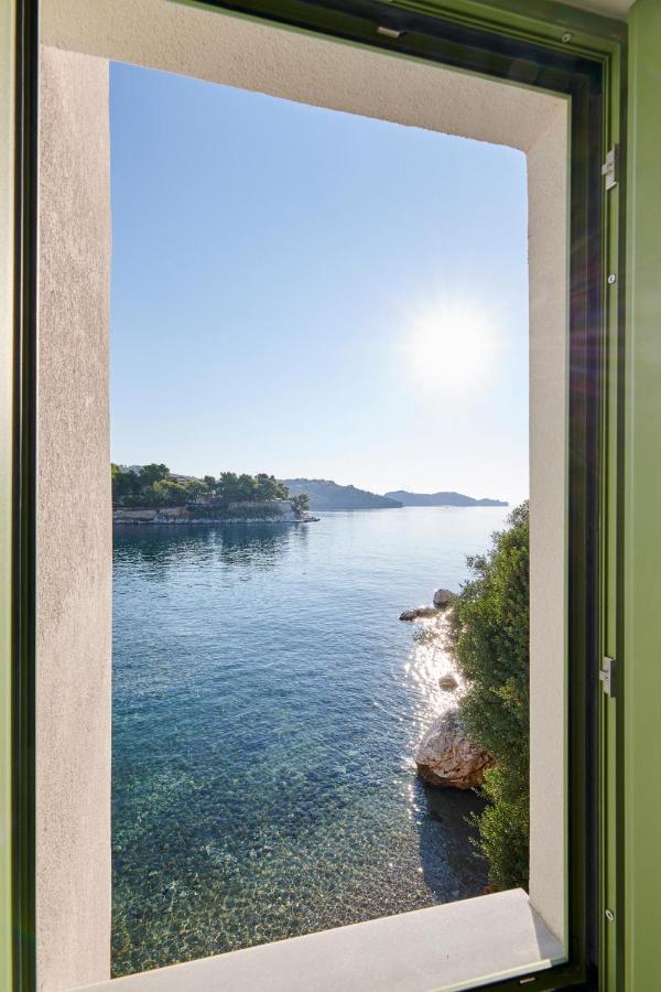 The Water Aparthotel Skiathos Town Bagian luar foto