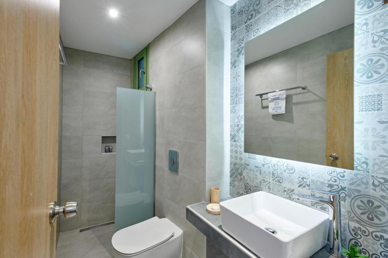 The Water Aparthotel Skiathos Town Bagian luar foto